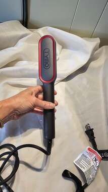 TYMO Ring Plus Hair Straightener Brush Black Red
